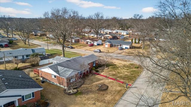 9 Darwin Court, Florissant, MO 63033