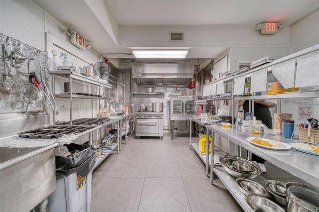 Commercial Property For Sale In North Miami, North Miami, FL 33161