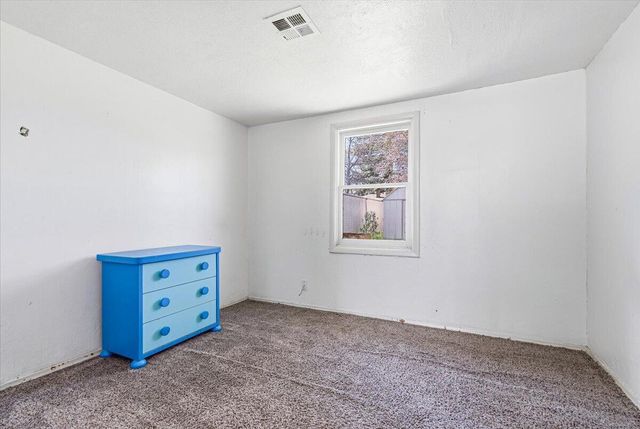 944 S Ivy Street, Medford, OR 97501