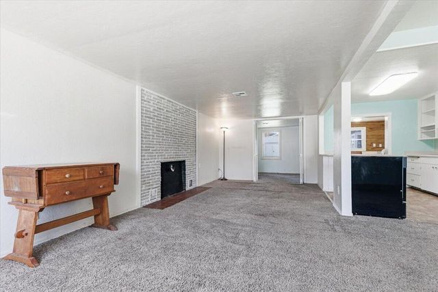 944 S Ivy Street, Medford, OR 97501