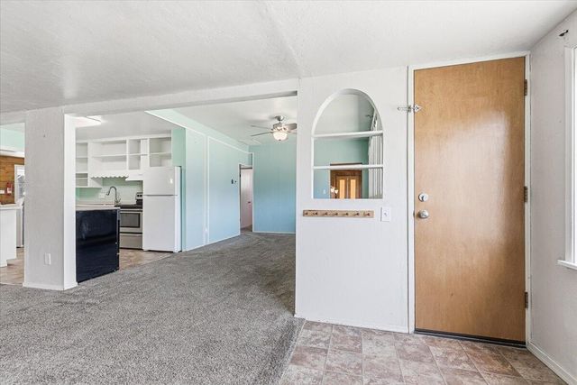 944 S Ivy Street, Medford, OR 97501