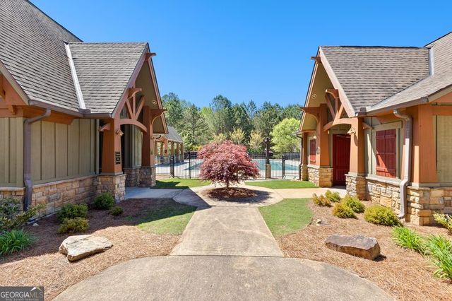 15 Stonebridge Boulevard, Newnan, GA 30265