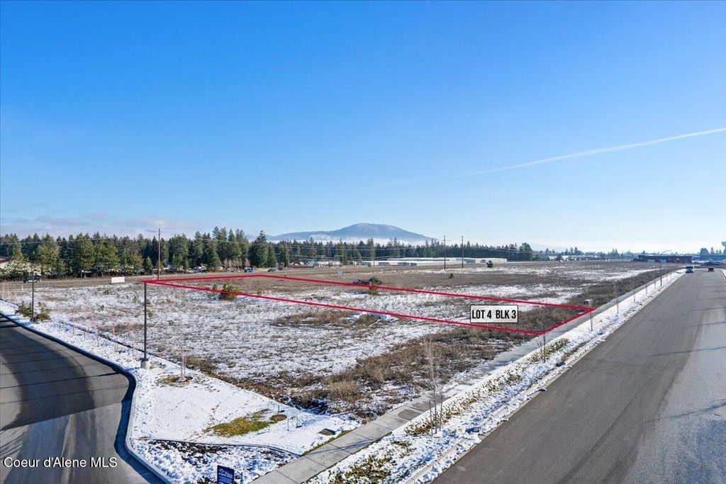 546 W FRYEBURG AVE, Hayden, ID 83835