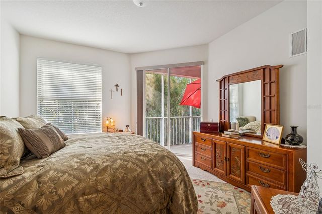 894 LANTERN WAY, Clearwater, FL 33765