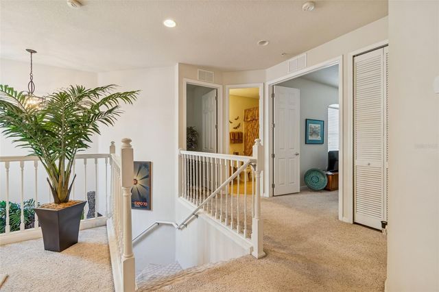 894 LANTERN WAY, Clearwater, FL 33765