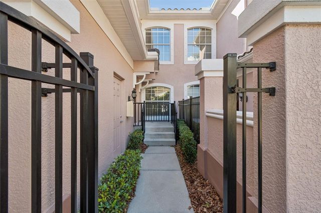 894 LANTERN WAY, Clearwater, FL 33765