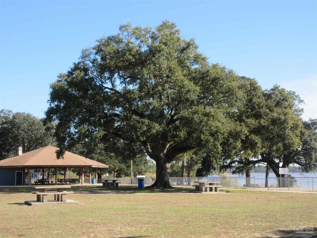 Chumuckla Hwy, Pace, FL 32571