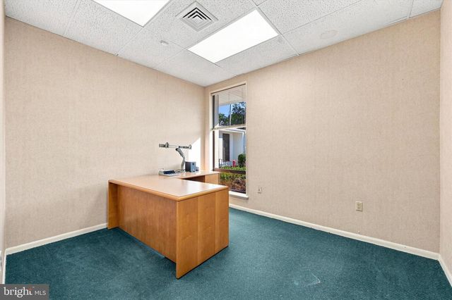 333 TOWNSHIP LINE RD, Elkins Park, PA 19027