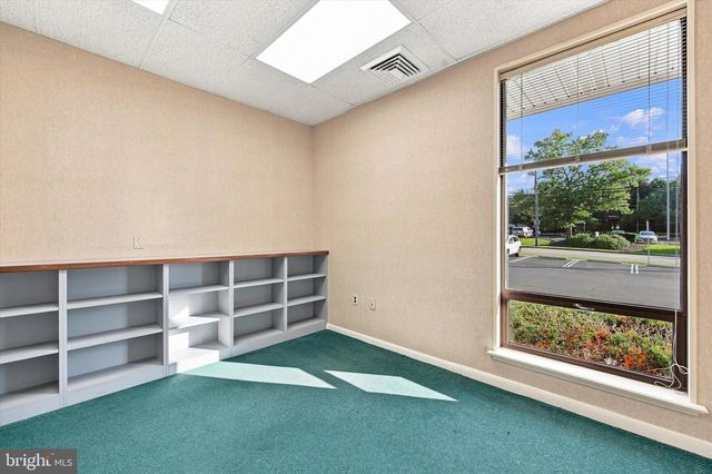 333 TOWNSHIP LINE RD, Elkins Park, PA 19027