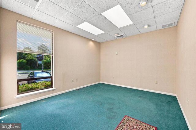 333 TOWNSHIP LINE RD, Elkins Park, PA 19027