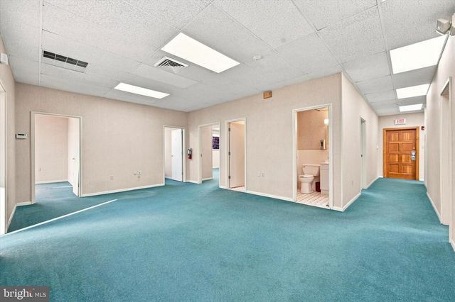 333 TOWNSHIP LINE RD, Elkins Park, PA 19027