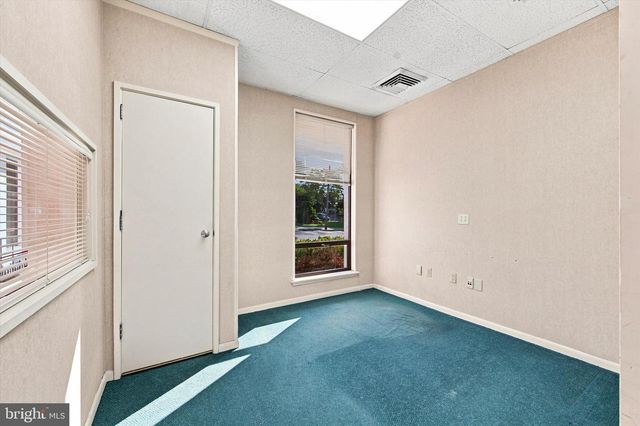 333 TOWNSHIP LINE RD, Elkins Park, PA 19027
