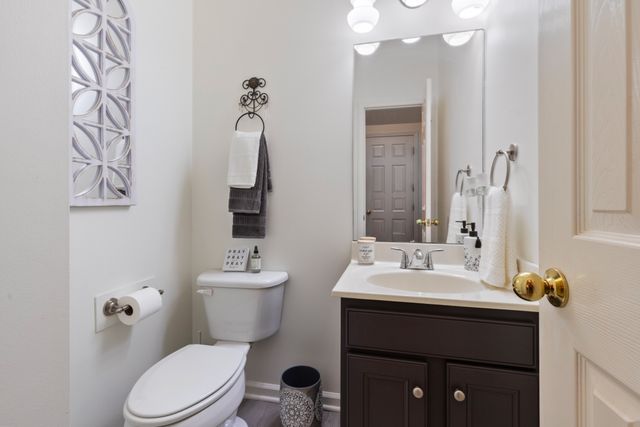 519 Bradford Dr, Dickson, TN 37055