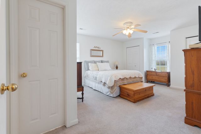 519 Bradford Dr, Dickson, TN 37055