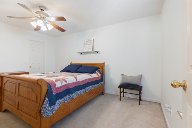 519 Bradford Dr, Dickson, TN 37055