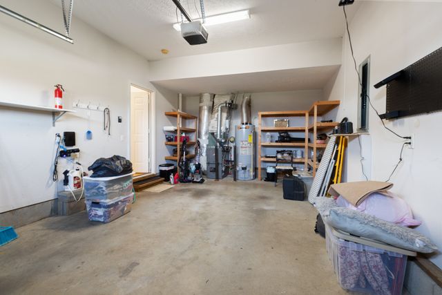 519 Bradford Dr, Dickson, TN 37055