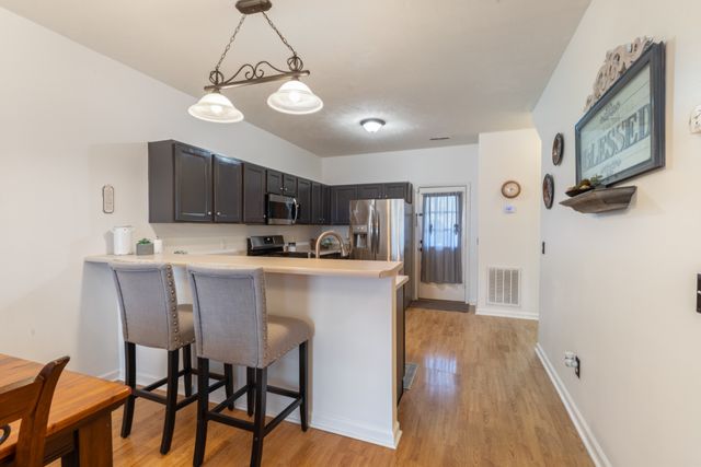 519 Bradford Dr, Dickson, TN 37055