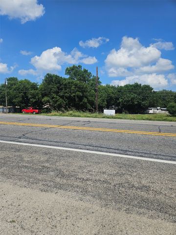517 S Main Highway N, Springtown, TX 76082