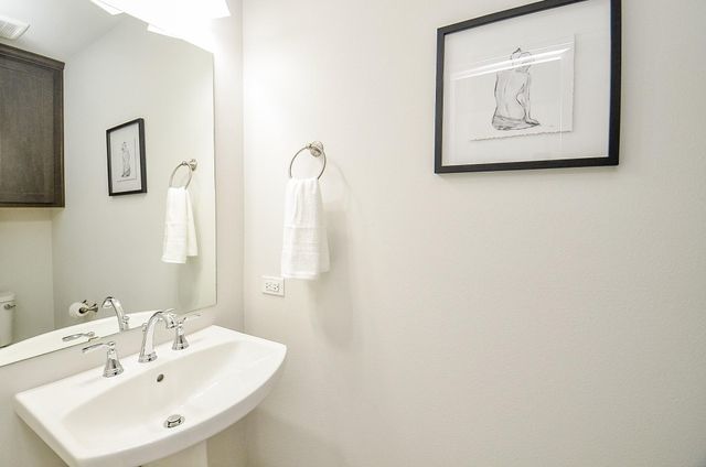 1108 County Road 475, El Campo, TX 77437