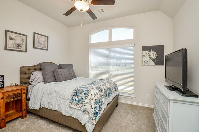 1108 County Road 475, El Campo, TX 77437