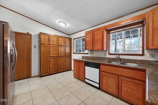 1409 NW Portland Avenue 1 & 2, Bend, OR 97703