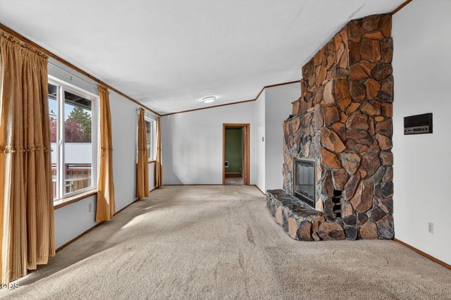 1409 NW Portland Avenue 1 & 2, Bend, OR 97703