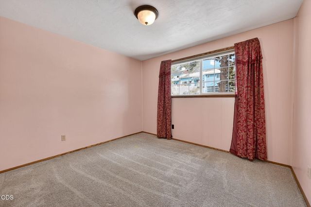 1409 NW Portland Avenue 1 & 2, Bend, OR 97703
