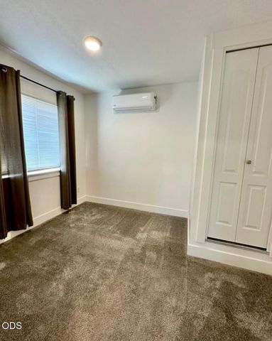 1409 NW Portland Avenue 1 & 2, Bend, OR 97703