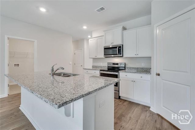 201 Coby Lane, Richmond Hill, GA 31324