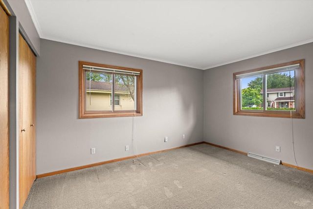 W156N10640 Cobbler LANE, Germantown, WI 53022