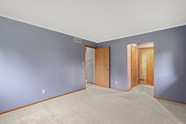 W156N10640 Cobbler LANE, Germantown, WI 53022