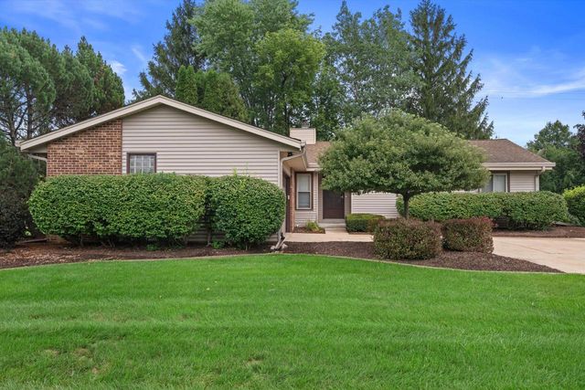 W156N10640 Cobbler LANE, Germantown, WI 53022