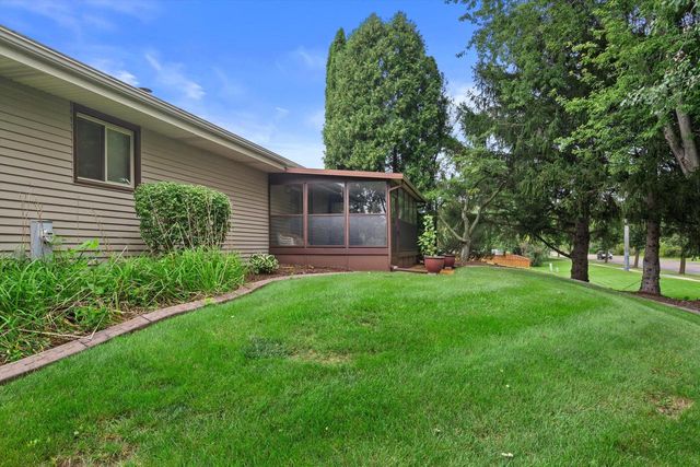 W156N10640 Cobbler LANE, Germantown, WI 53022