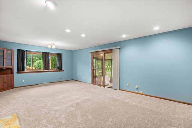 W156N10640 Cobbler LANE, Germantown, WI 53022