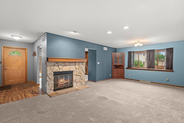 W156N10640 Cobbler LANE, Germantown, WI 53022