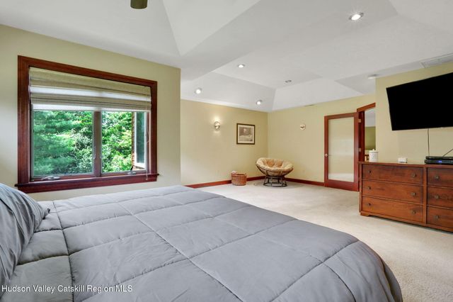 374 Linderman Avenue, Kingston, NY 12401