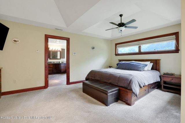 374 Linderman Avenue, Kingston, NY 12401