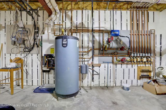 374 Linderman Avenue, Kingston, NY 12401