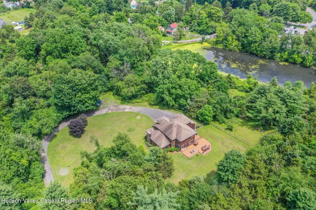 374 Linderman Avenue, Kingston, NY 12401