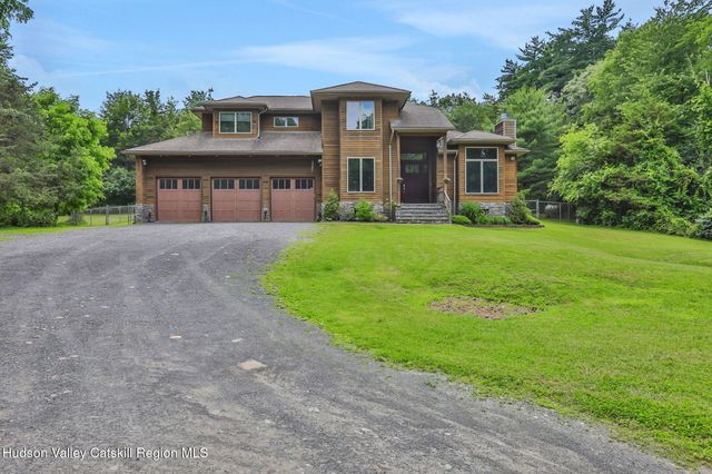 374 Linderman Avenue, Kingston, NY 12401