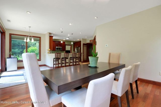 374 Linderman Avenue, Kingston, NY 12401