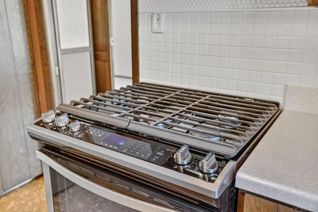 5507 Whitehall Street, Midland, MI 48642