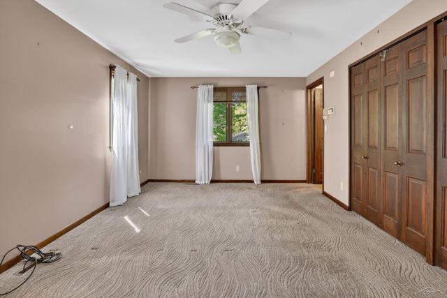 5507 Whitehall Street, Midland, MI 48642