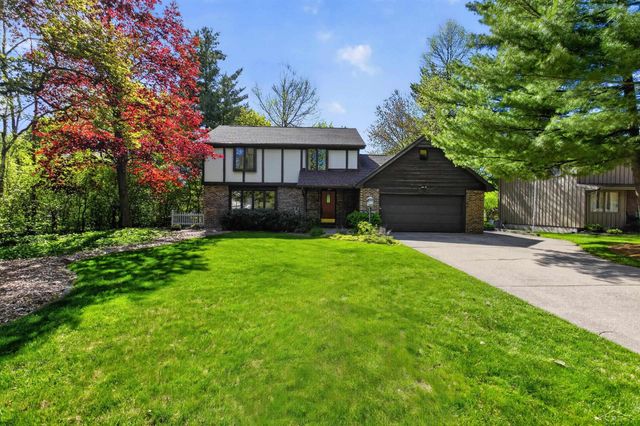 5507 Whitehall Street, Midland, MI 48642