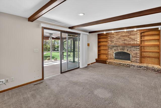5507 Whitehall Street, Midland, MI 48642