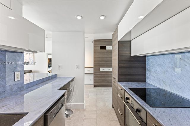 1000 West Ave 1518, Miami Beach, FL 33139