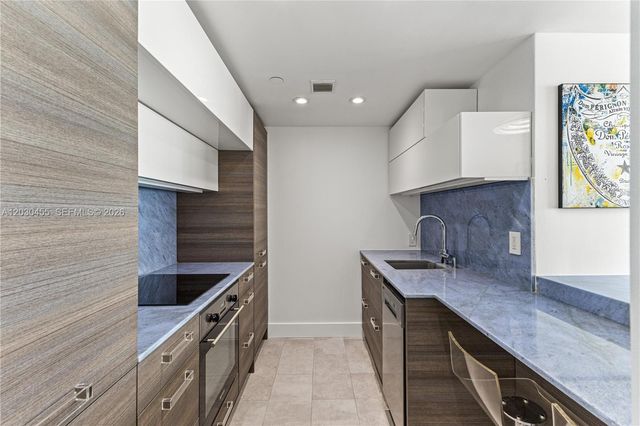 1000 West Ave 1518, Miami Beach, FL 33139