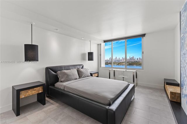 1000 West Ave 1518, Miami Beach, FL 33139