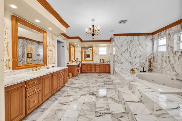 8840 SW 102nd Ter, Miami, FL 33176