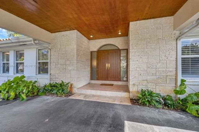 8840 SW 102nd Ter, Miami, FL 33176